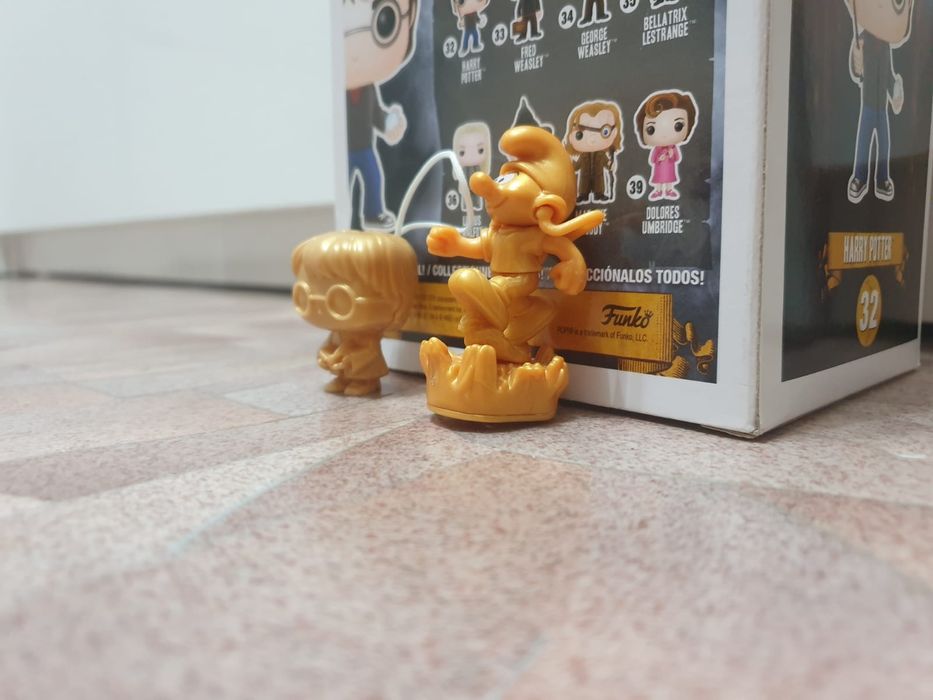 Гарри Поттер золотой игрушка