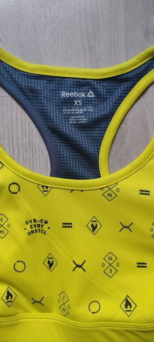 Bustiera Reebok originala, noua cu eticheta