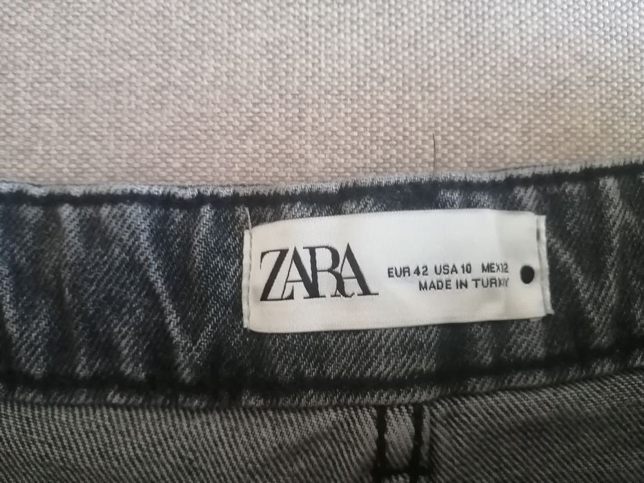 Продаются джинсовые шорты Zara