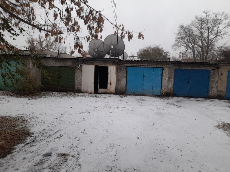 Продам гараж в центре