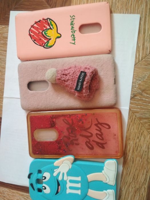 Продаются  чехлы на телефоны