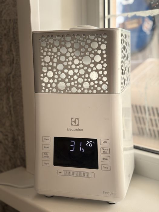 Продам увлажнитель воздуха Electrolux