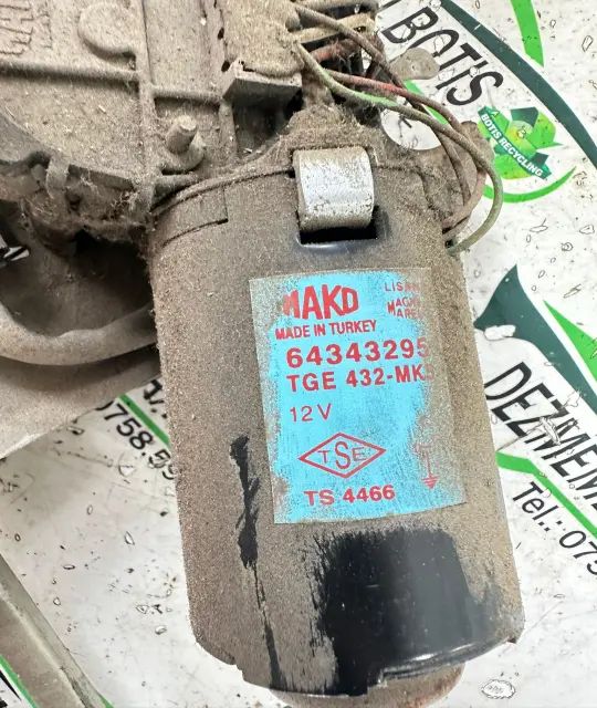 Ansamblu stergatoare parbriz volan pe stanga 64343295 Dacia Logan 2005