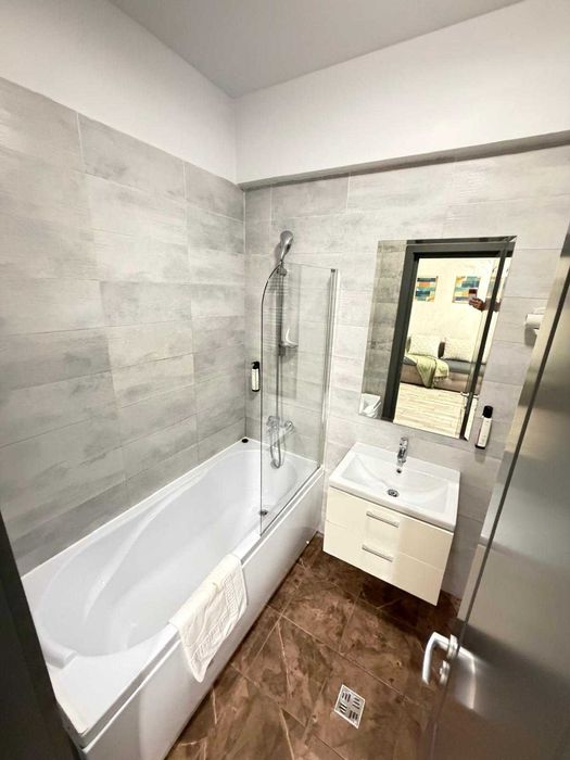 IS Cazare Regim Hotelier Centru Palas Newton Aeroport Apart 1-2-3 Cam