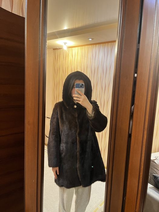 Шуба норковая продается