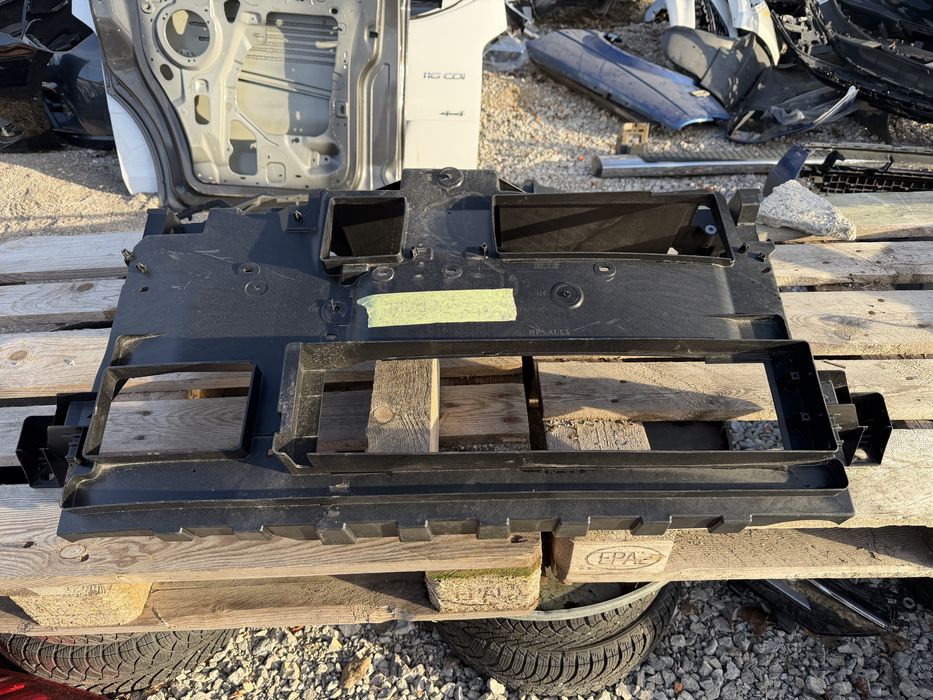 Маска/Престилка Renault Talisman