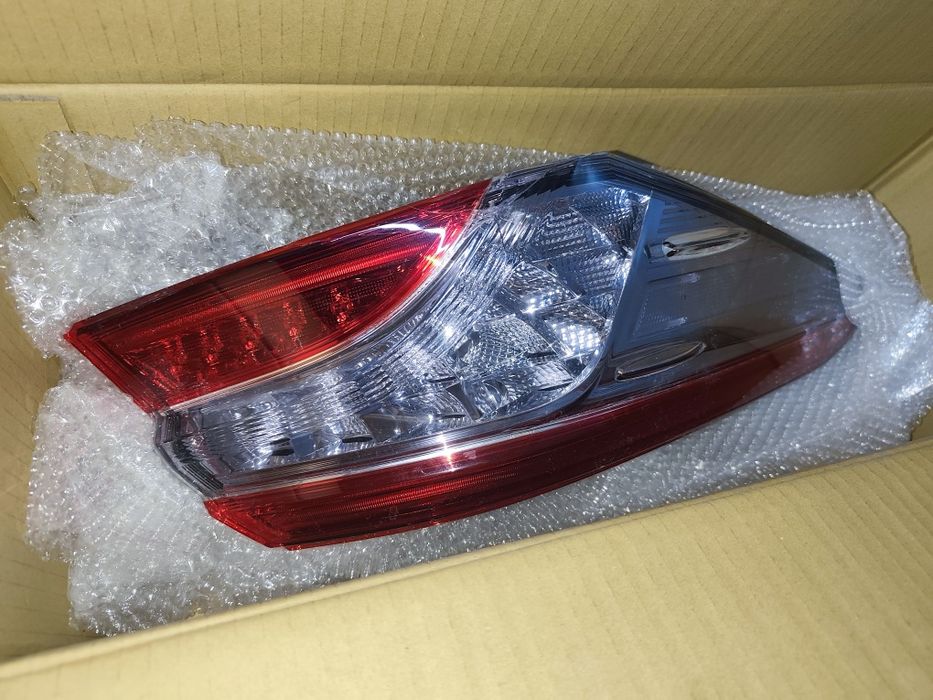 Фара на 70 камри (разбита немного)