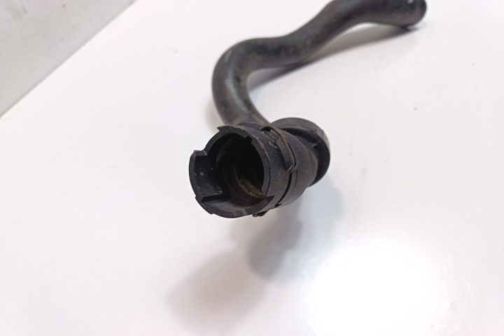 Furtun apa 2S718260AE Ford C-Max prima generatie