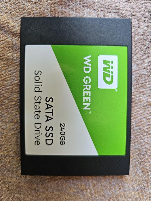 Ssd диск WD 240 гб