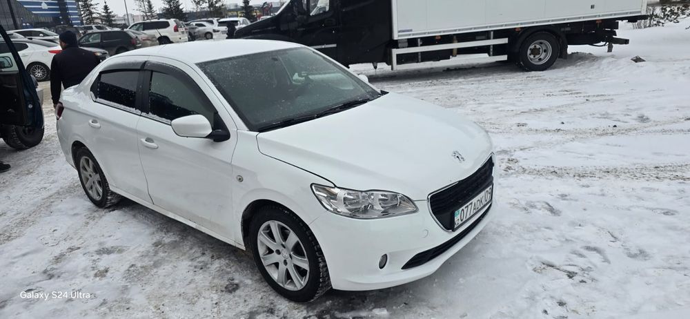 Продается Пежо 301