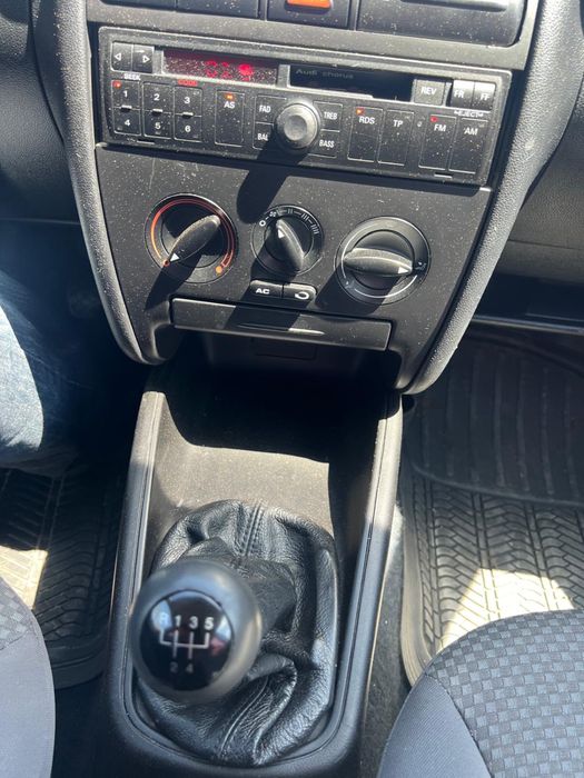 Seat Leon 2003 1.6 benzina