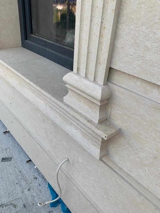 Гранит травертин мрамор ступени подоконник тумба итд