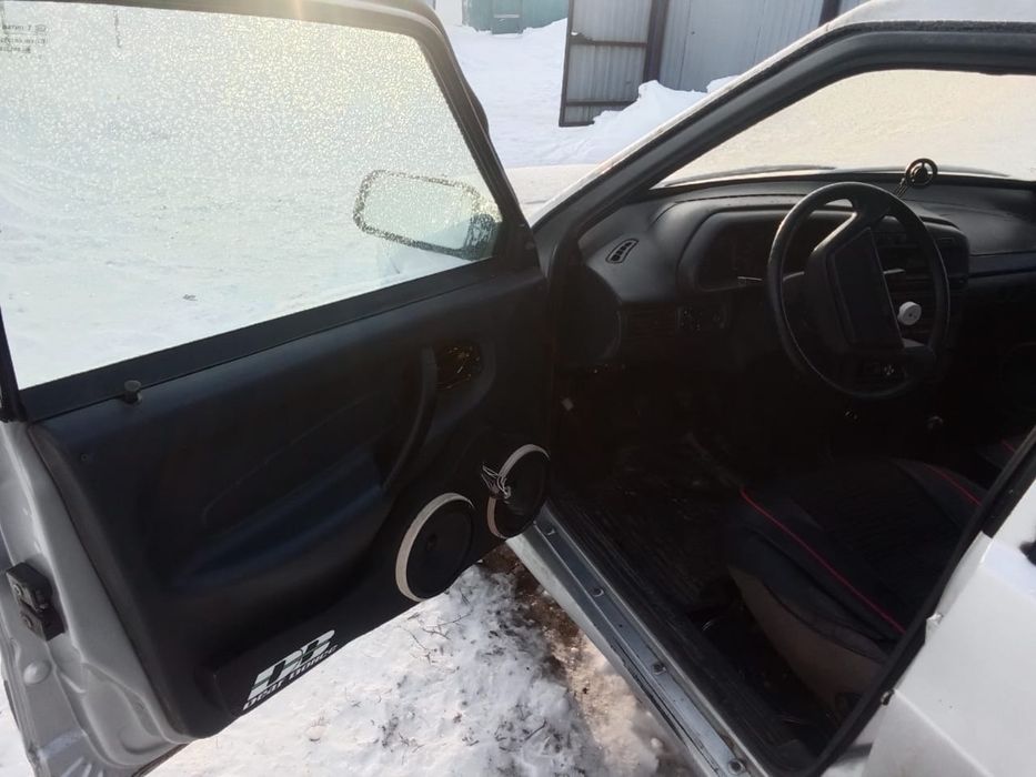 Продам ваз 2115 срочно 2000 года срочно