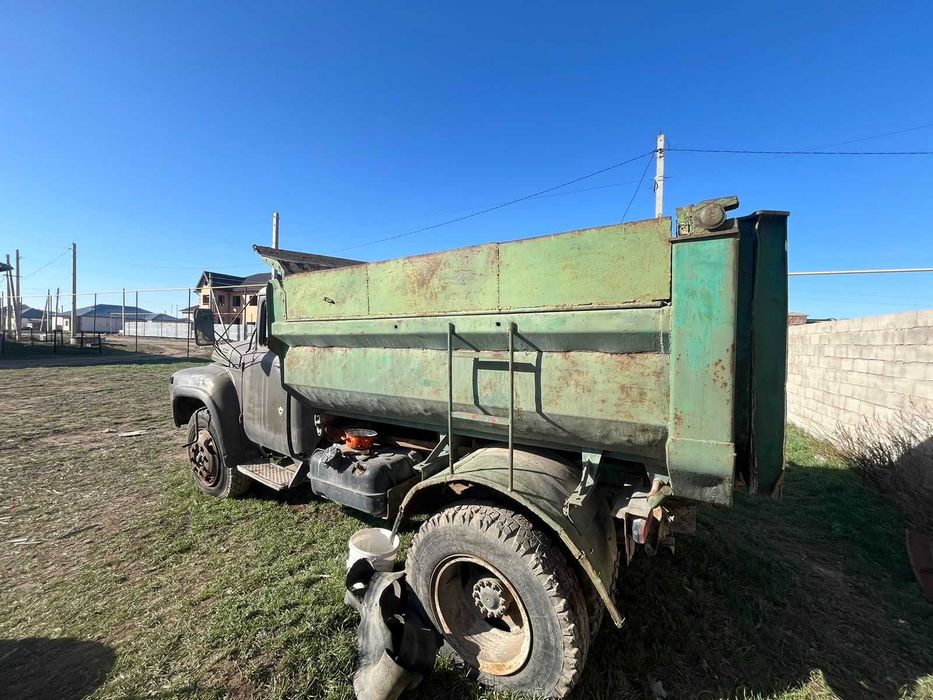 Зил на запчасти .