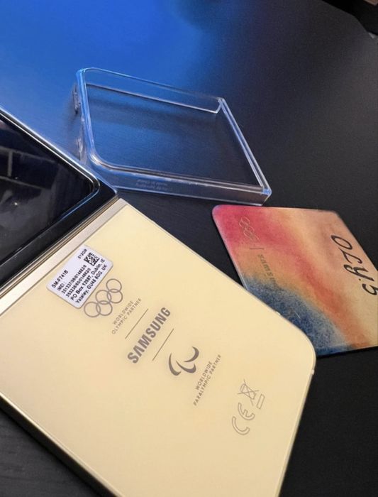 Samsung galaxy Z-flip 6 Olympic edition negociabil