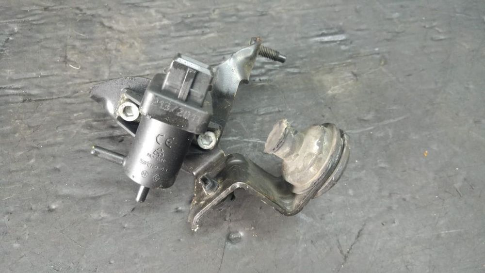 electrovalva 2.0 dci m9rc615  renault megane 3 scenic 3  8200762162