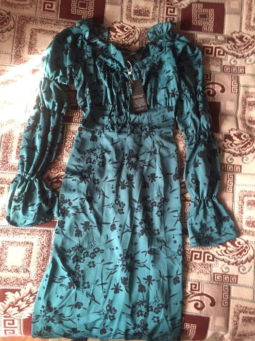 Платье женское , новое