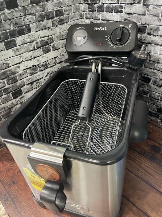 Фритюрница Tefal/ Тефаль Фритюрница