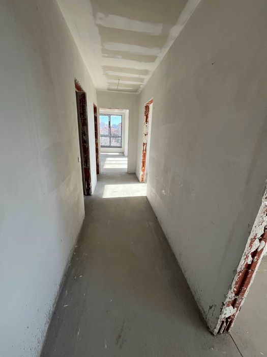 Продава се Тристаен апартамент в Казанлък - 105 кв.м за 826 €/кв.м - Снимка #8