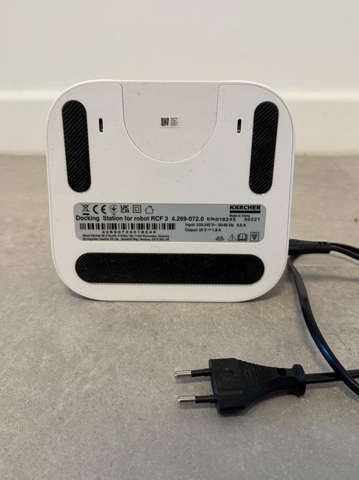 Aspirator Mop Robot Inteligent KARCHER RCF3 - pret final