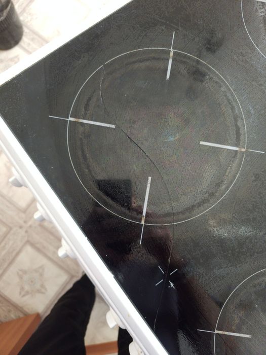 Продам плиту indesit