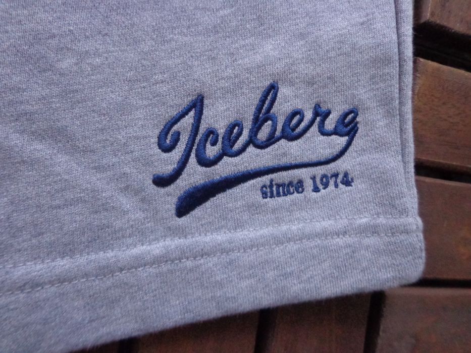 Мъжки къси панталони ICEBERG размер XL