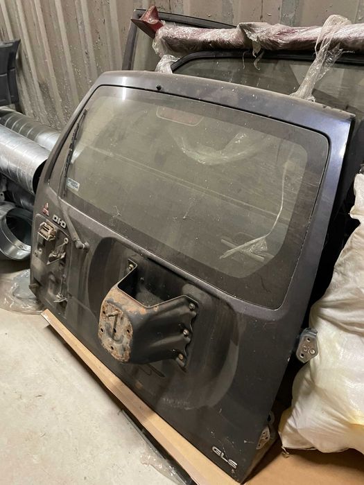 Mitsubishi Pajero 1999-2005 две Врати и капаци