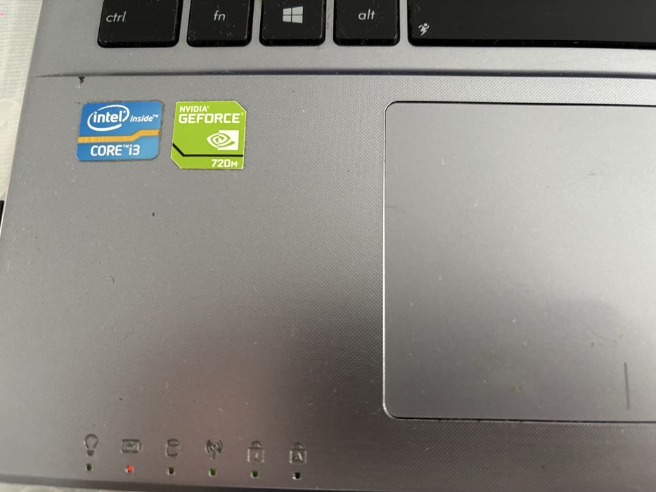 Ноутбук asus x550c