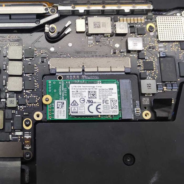 Adaptor SSD M.2 NVMe Apple Macbook Pro Retina 13" A1708 2016 - 2017