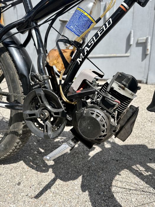 Продам кастом мопед из велосипеда