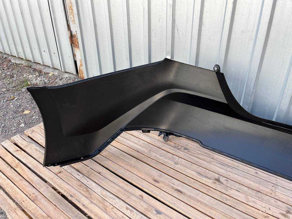 Бампер задний камри 80 оригинал