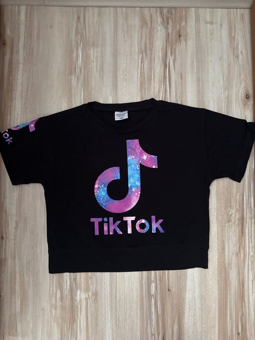 Детска тениска Tik Tok черна 134 отлична