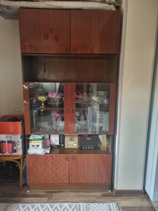 Стенка - сервант