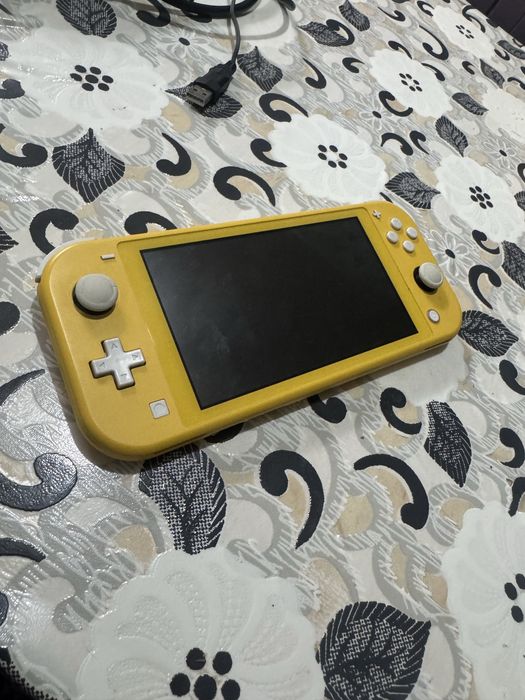 Nintendo switch lite прошитый