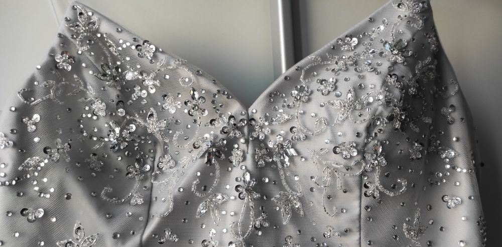 Официална рокля Laona - S размер + подарък чанта