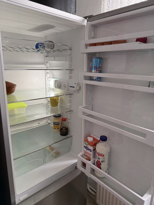 Продавам хладилник