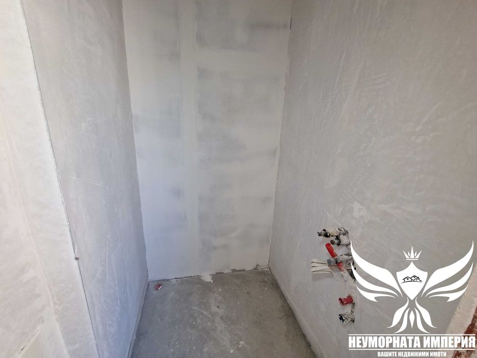 Продавам нов двустаен 120кв.м. 7ет. в гр.Асеновград, център