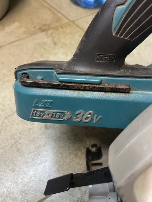 Оригинален циркуляр makita DHS710