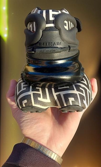 Balmain Unicorn 2 culori noi in premiera in Romania