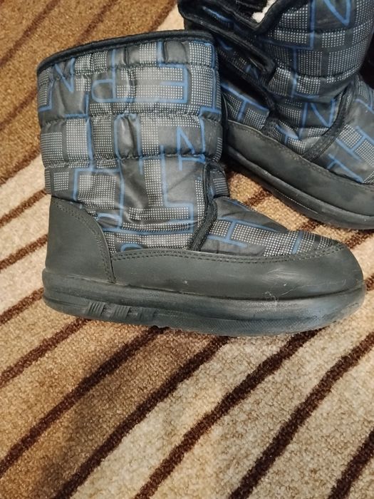 Детски зимни апрески