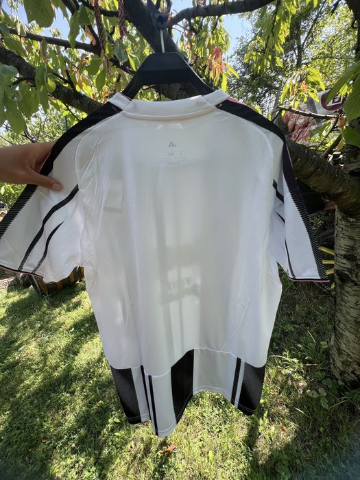 Чисто нова тениска на ювентус