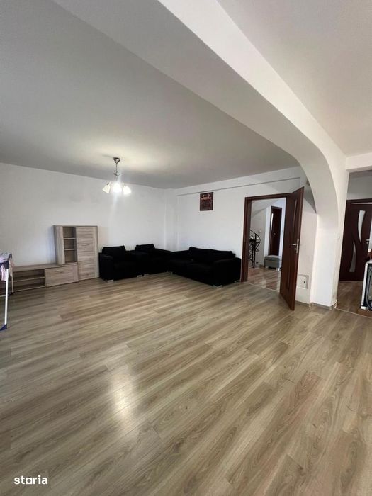 De vanzare Casa insiruita, zona Centru.