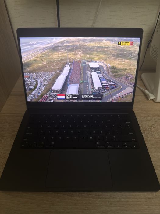 Macbook Pro m4 16/512 100%