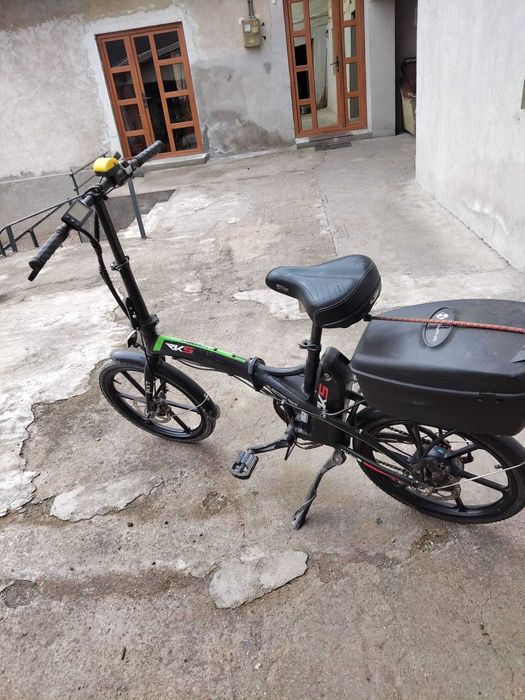 Vand bicicleta asistata electric