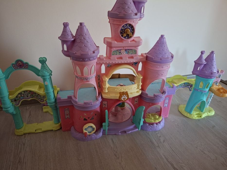 Castel pentru papusi
