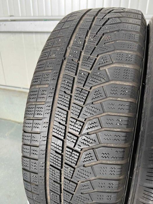 Anvelope Iarna Hankook 215/65 R17