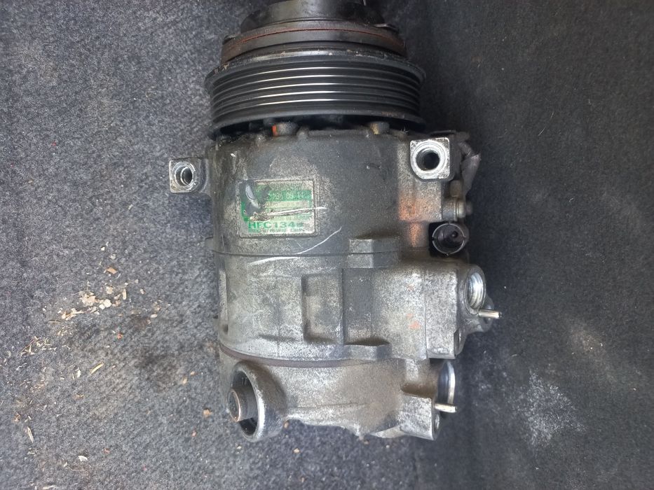 Компрессор кондиционера  W202;W210