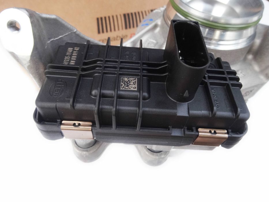 Turbina BMW Seria 1 F20 F21,320d 318 E90 E91 E92 E93 F30 F31 F34 F32