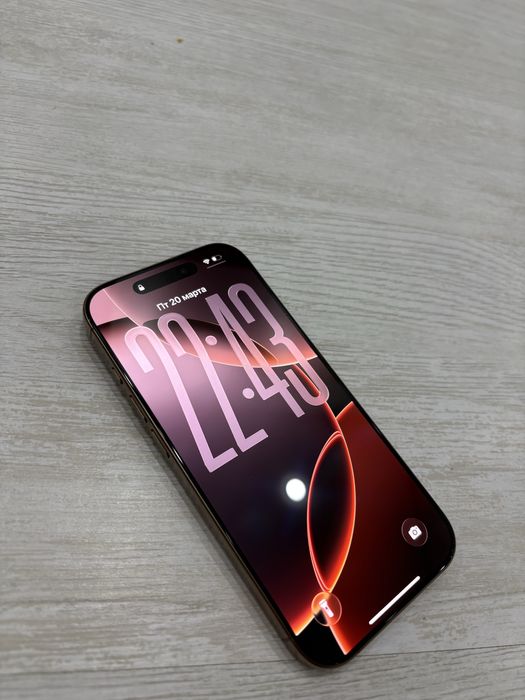 Срочно продам айфон 16 про