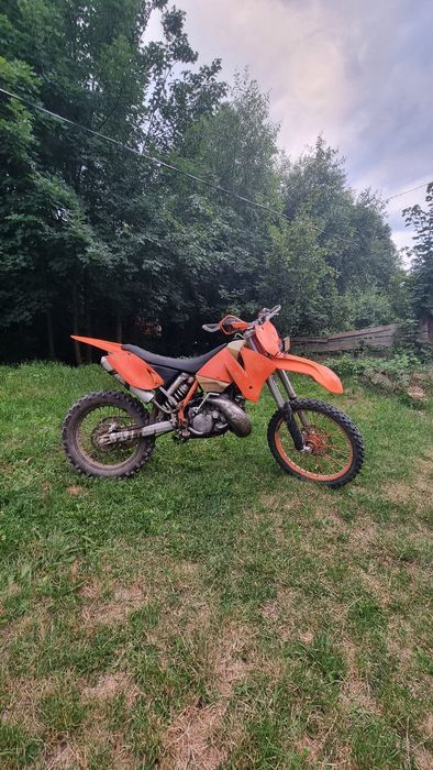 Vând ktm 200 exc 2t 2004
